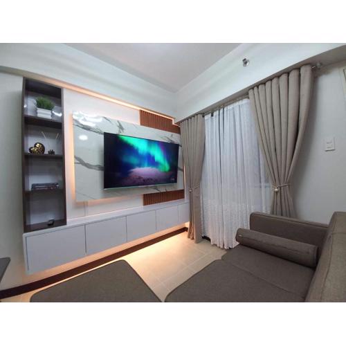 Comfy 2 Bedroom Condominium at Verdon Parc Ecoland