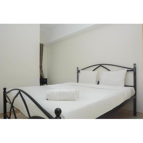 Comfy 2BR Apartment Springlake Summarecon Bekasi By Travelio