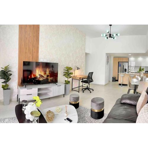 Comfy 2BR City Center Condo