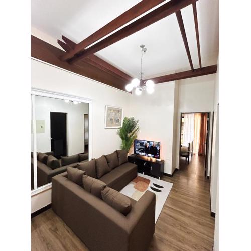 COMFY 2BR Condo with free parking NEAR Mines View