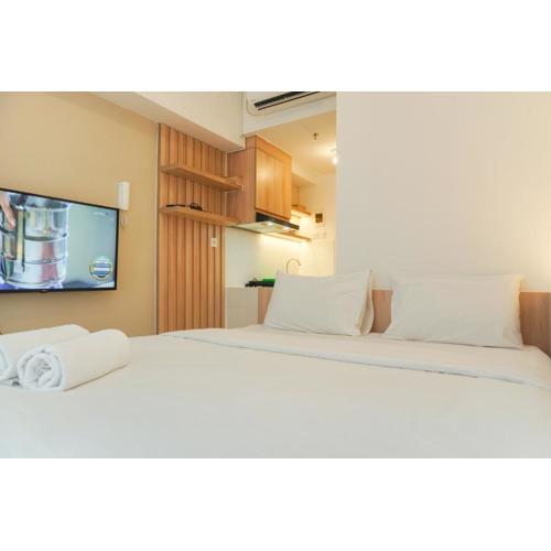 Comfy and Best Deal Studio at Tokyo Riverside PIK 2 Apartment By Travelio