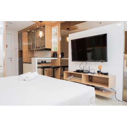 Comfy and Minimalist Studio Apartment at Tuscany Residences By Travelio