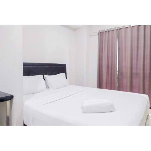 Comfy and Modern Studio Room The Ayoma Apartment By Travelio