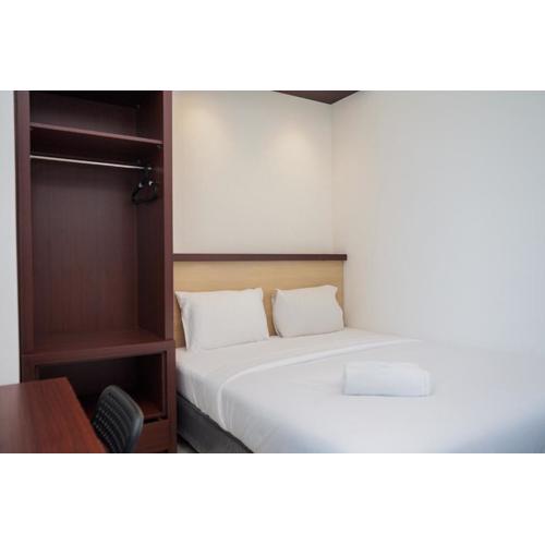 Comfy and Nice Studio at Tree Park City BSD Apartment By Travelio