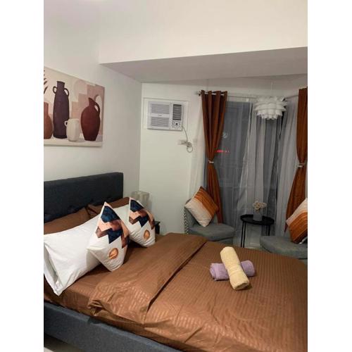 Comfy Condo Grand Riviera Suite, Roxas Blvd Ermita Manila infront of US Embassy