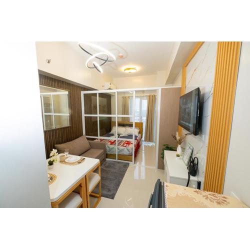 Comfy Place at Primeworld District Condominium