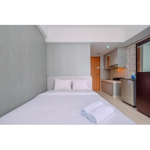 Comfy Studio Apartment at Margonda Residence 3 By Travelio