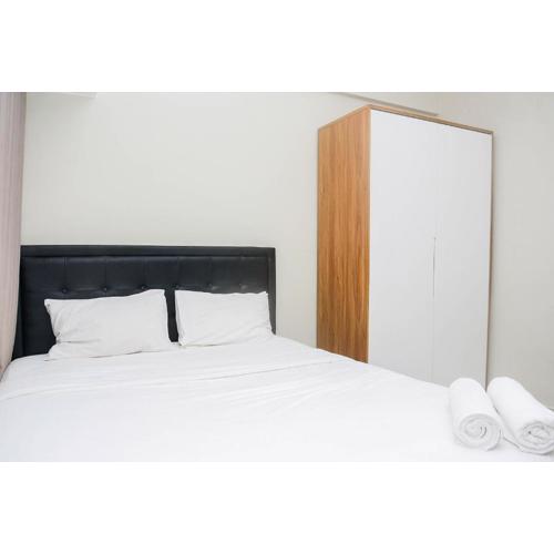Comfy Studio at The Springlake Summarecon Apartment By Travelio