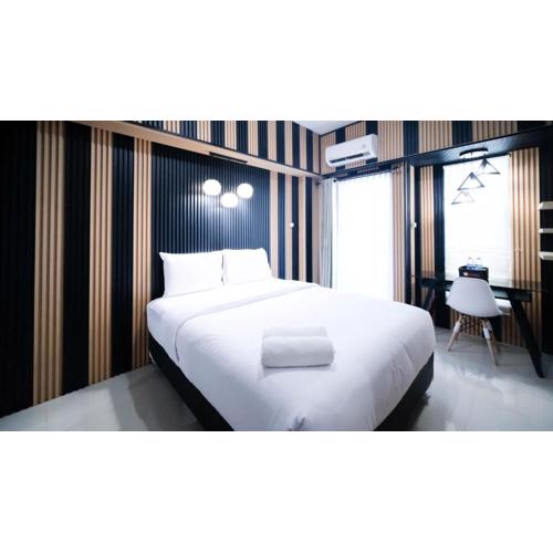 Comfy Studio Connected to Mall at Orchard Supermall Mansion Apartment By Travelio