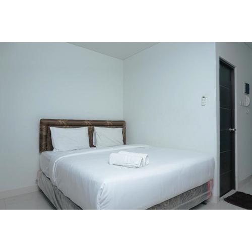 Comfy Studio Tamansari Semanggi Apartment By Travelio