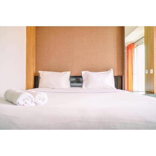 Compact and Modern Studio Room at Casa De Parco Apartment By Travelio