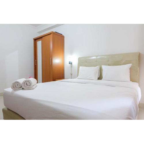 Compact Studio Signature Park Grande Apartment MT. Haryono By Travelio