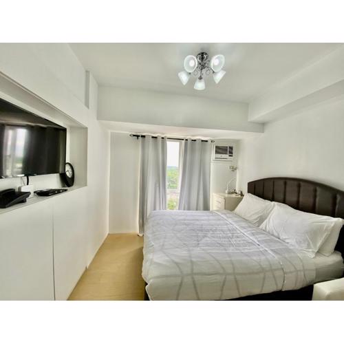 Compact Studio Unit @ Centrio Tower