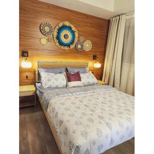 Condo- Park McKinleyWest Big1Br unit -Pool View