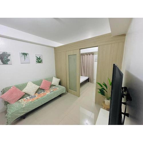 Condo at Shore 1 with Netflix