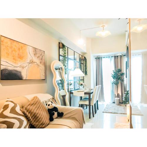 Condo Penthouse with Ocean View in Pasay Metro Manila near Mall of Asia, Ninoy Aquino International Airport, World Trade Center, Star City, PICC