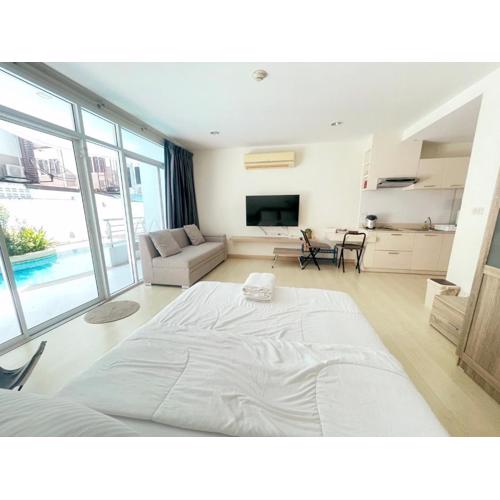 Condo The Beach Bangsaen 327-2 Pool-Access