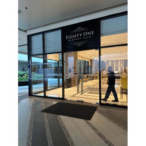 Condo with pool and gym free access