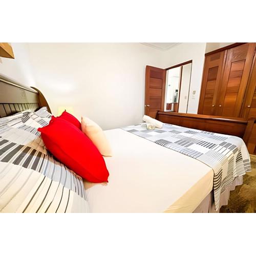 Condominio con piscina, cerca de la playa