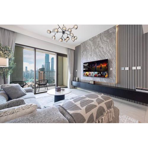 Connected to Dubai Mall, Burj Khalifa and Fountains View, 2BR 8PAX