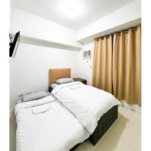 Convertible Solo Budget Studio in Salcedo Village
