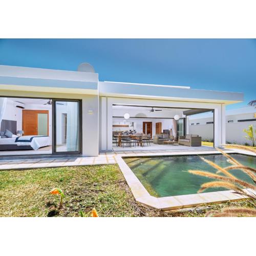 Corail Bleu Private Villas with LOV