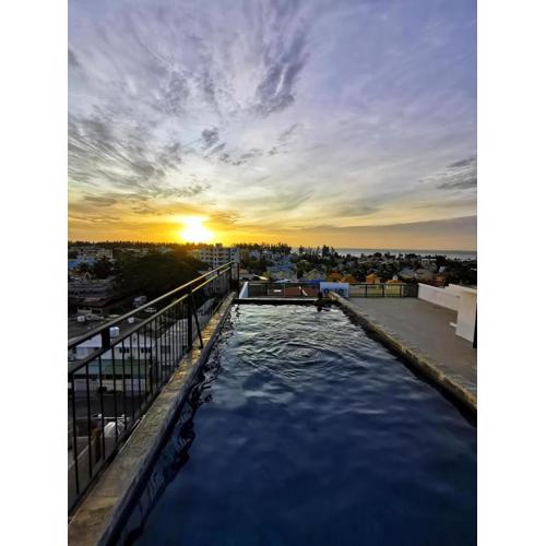 Coral Apartment 5 mins walk to the beach