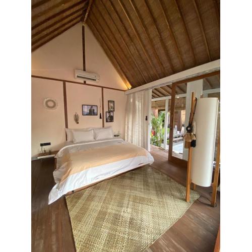 Coral Drift Resort & Villas