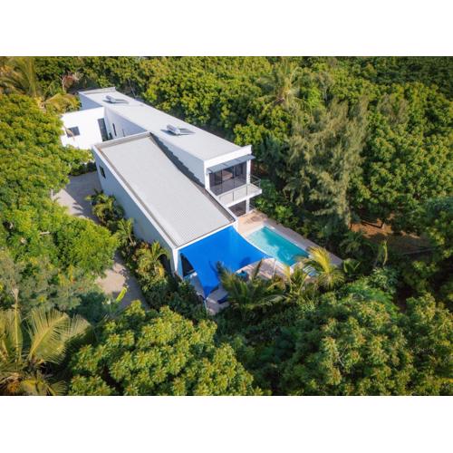 Coral Reef Villas - luxury 5 star villas each with private pool, Watamu