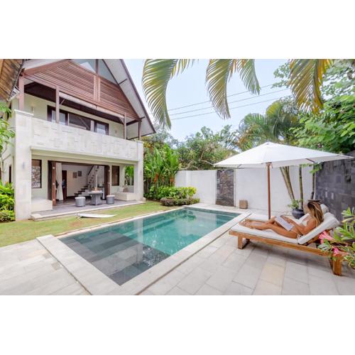 Coral Sands & Coral Sea at Bingin