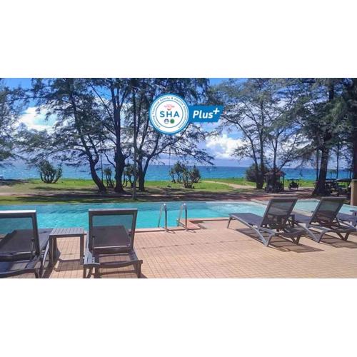 Coriacea Beachfront Boutique Phuket Resort