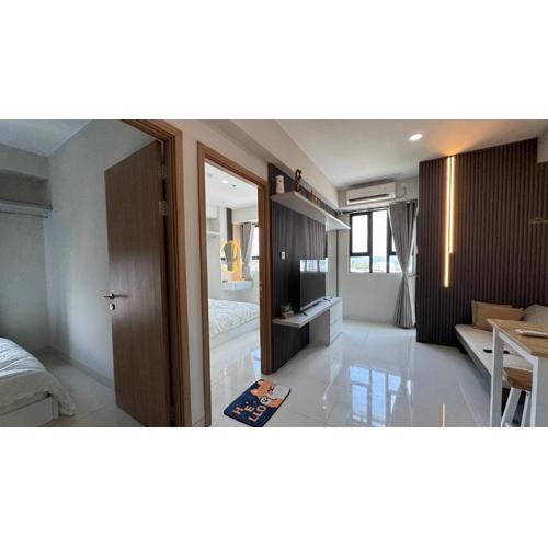 Corner High floor 2BR apartment Batam