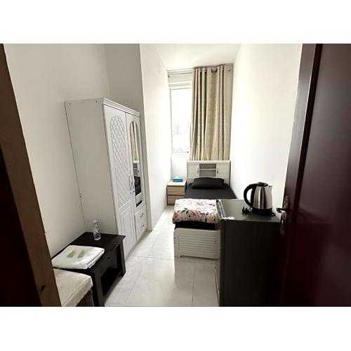 Corniche Street - Superb Lovely Room