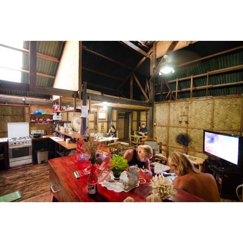 Coron Backpacker Guesthouse