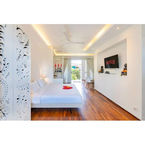 Cosy 1 Bd Pvt Apartment with shared kitchen and pool