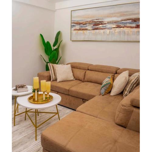 Cosy & Central 1 Bedroom Apartment in Riverside With Gym and Amazing views