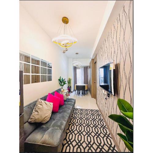 Cosy Deluxe Flat with Balcony near MOA