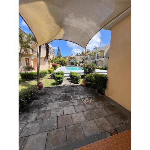 Cosy Home Mt Choisy 5 mins walk to the beach!