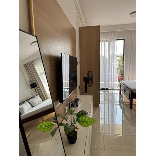 Cosy Modern studio in Ruaka