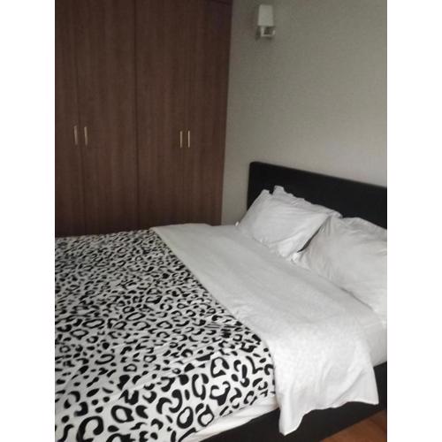 Cosy Nyari one BR fully serviced suites