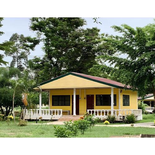 Country Lake Nature Lodge