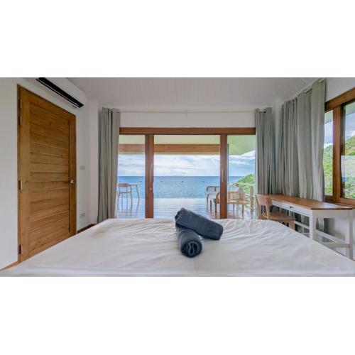 Couples Dream - a secret house with stunning sunsets, and private beach access