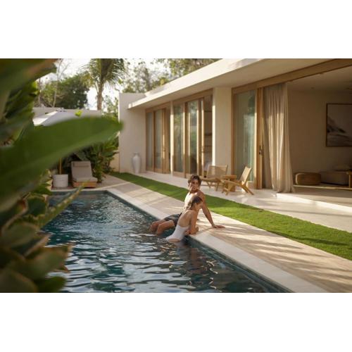 COZ Bali Boutique Villas walking distance to Padang Padang Beach