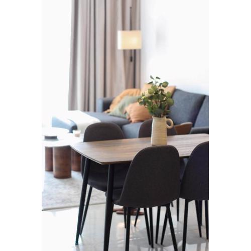 Cozy 1 Bedroom Apartment