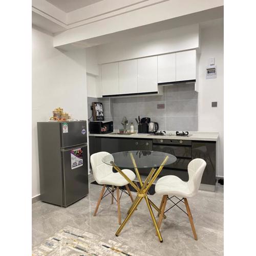 Cozy 1 bedroom in Nairobi Kilimani with Gym and fast Wi-Fi