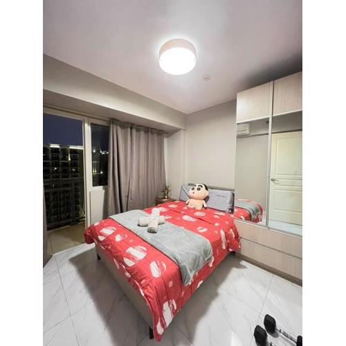 Cozy 1-BR Retreat Near MOA Pool view