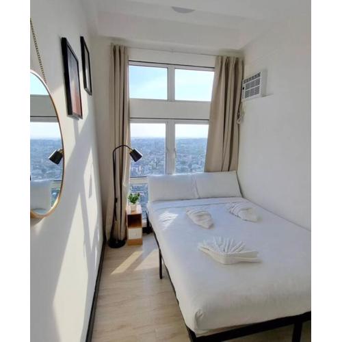 Cozy 1 BR San Lorenzo Place Netflix 4KM NAIA