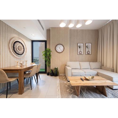 Cozy 1BHK Getaway with Balcony by BlueCloud holidays