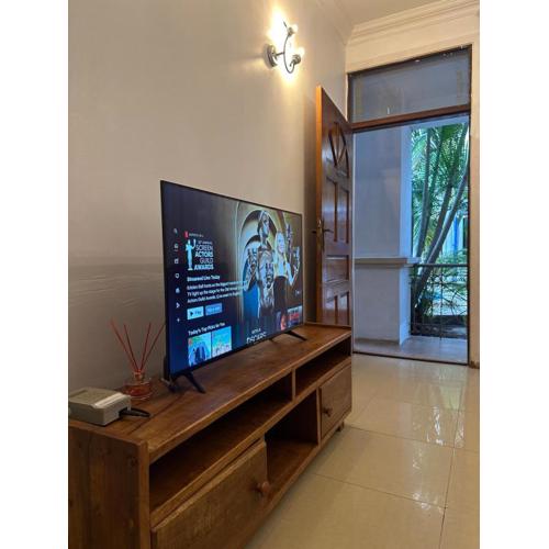 Cozy 1BR Apartment with stunning pool view