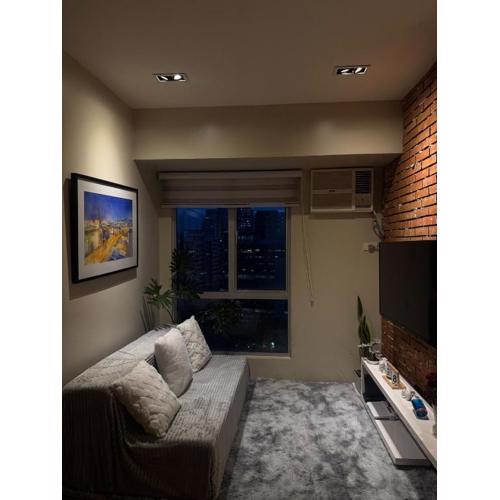 Cozy 1BR City Escape - Avida Towers IT Park Cebu